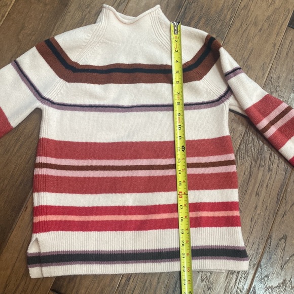 Loft petite sweater - Picture 5 of 11